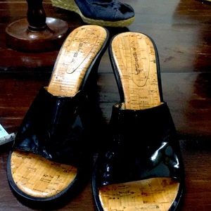 Via Sage Block heel shoes.   Beck patten leather  excellent condition